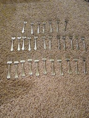 Set of Silver Dessert Forks - Stainless Look
